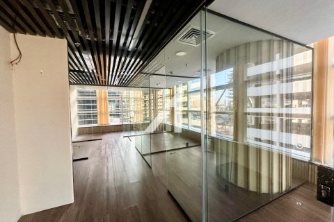 Bureau à Dubai, 102 m², № 77130 - photo 7