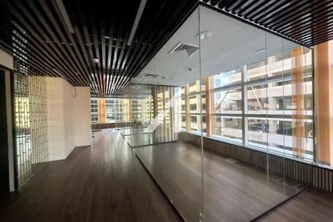 Bureau à Dubai, 102 m², № 77130 - photo 6