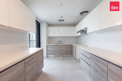 Apartment in Business Bay, Dubai 2 bedrooms, 137.5 sq.m. № 139530 - photo 10