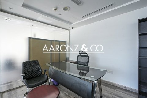 Bureau à Business Bay, Dubai, 94.6 m², № 78521 - photo 8