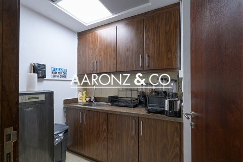 Bureau à Business Bay, Dubai, 302.4 m², № 78518 - photo 13