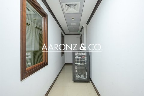 Bureau à Business Bay, Dubai, 302.4 m², № 78518 - photo 9