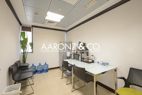 Bureau à Business Bay, Dubai, 302.4 m², № 78518 - photo 8