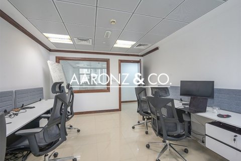 Bureau à Business Bay, Dubai, 302.4 m², № 78518 - photo 5