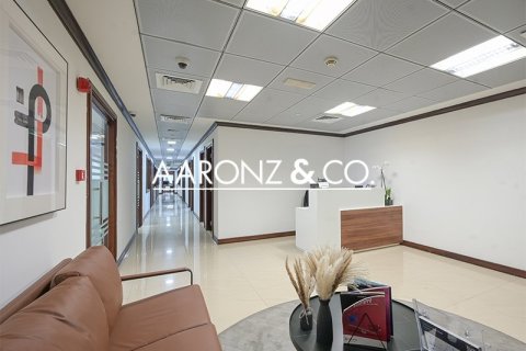 Bureau à Business Bay, Dubai, 302.4 m², № 78518 - photo 3