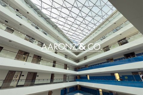 Bureau à Bur Dubai, Dubai, 82.4 m², № 78508 - photo 4