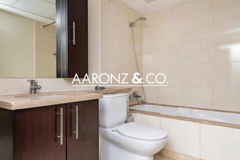 Appartement à The Views, Dubai, 2 chambres, 144.6 m², № 78520 - photo 9