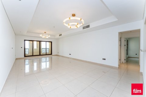 Apartment in Palm Jumeirah, Dubai 3 bedrooms, 230.9 sq.m. № 49441 - photo 3