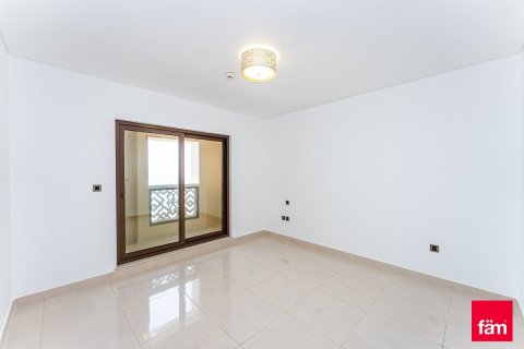 Apartment in Palm Jumeirah, Dubai 3 bedrooms, 230.9 sq.m. № 49441 - photo 16