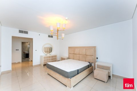 Apartment in Palm Jumeirah, Dubai 3 bedrooms, 230.9 sq.m. № 49441 - photo 15