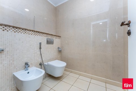 Apartment in Palm Jumeirah, Dubai 3 bedrooms, 230.9 sq.m. № 49441 - photo 25