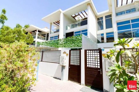 Townhouse in Dubai 3 bedrooms, 168.3 sq.m. № 49433 - photo 5