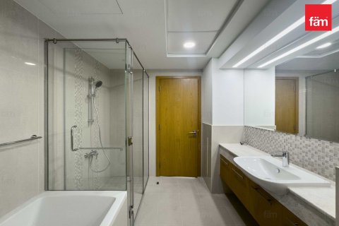 Apartment in Downtown Dubai (Downtown Burj Dubai), Dubai 1 bedroom, 82.2 sq.m. № 100138 - photo 12