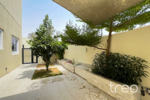 Maison de ville à Dubai, 4 chambres, 214.88 m², № 119952 - photo 14
