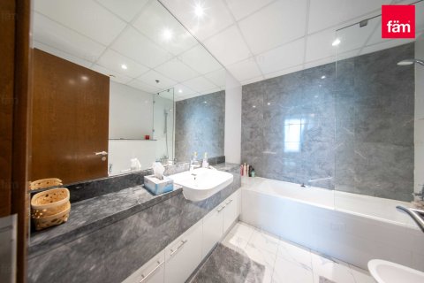 Снять в аренду квартиру в Бизнес-Бэе, Дубай: 2 спальни, 150.7м², № 59108 - фото 9