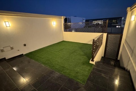 Villa en Al Furjan, Dubai, 3 dormitorios, 218 m², № 16642 - foto 10