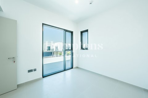 Снять в аренду таунхаус в Sun, Arabian Ranches 3, Дубай: 4 спальни, 227.13947373м², № 63903 - фото 10