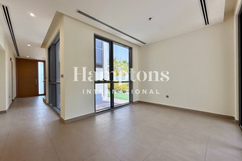 Villa in Maple at Dubai Hills Estate, Dubai Hills Estate, Dubai 3 bedrooms, 427.52009637 sq.m. № 63901 - photo 18