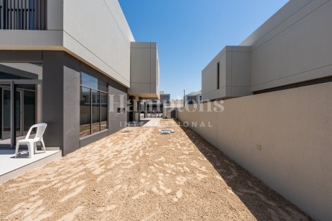 Снять в аренду виллу в Dubai South (Dubai World Central), Дубай: 4 спальни, 341.51978927м², № 63900 - фото 9