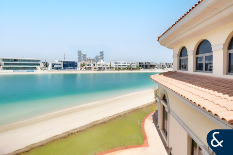 Villa en Signature Villas, Palm Jumeirah, Dubai, 5 dormitorios, 697 m², № 76758 - foto 1
