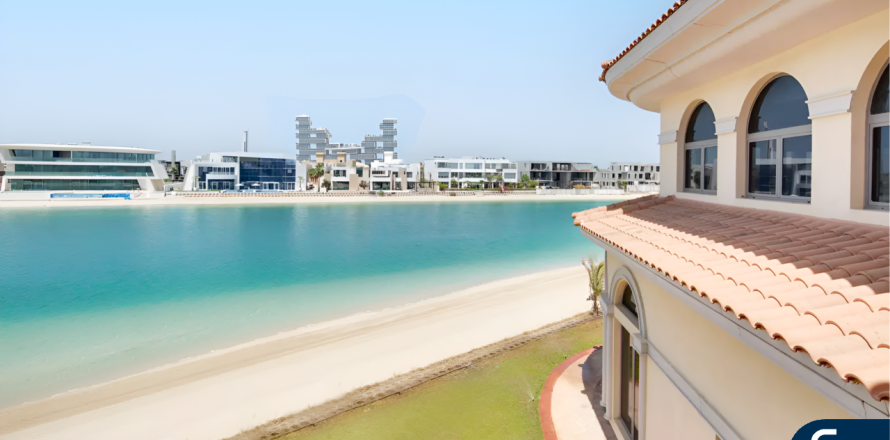 Villa en Signature Villas, Palm Jumeirah, Dubai, 5 dormitorios, 697 m², № 76758