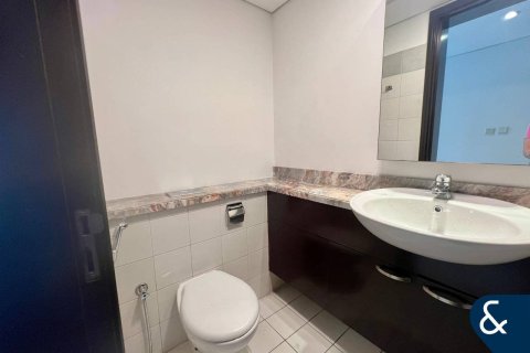 Apartamento en Marina Tower, Dubai Marina, Dubai, 3 dormitorios, 172 m², № 76760 - foto 4