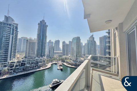 Apartamento en Marina Tower, Dubai Marina, Dubai, 3 dormitorios, 172 m², № 76760 - foto 1