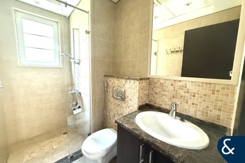 Villa en Legacy, Jumeirah Park, Dubai, 3 dormitorios, 285 m², № 76757 - foto 12