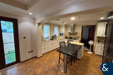 Villa in Earth, Jumeirah Golf Estates, Dubai 5 bedrooms, 514 sq.m. № 76756 - photo 3