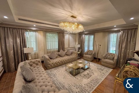 Villa in Earth, Jumeirah Golf Estates, Dubai 5 bedrooms, 514 sq.m. № 76756 - photo 12