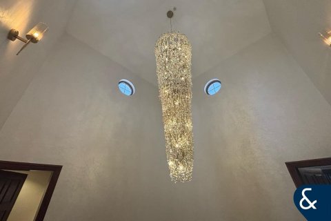 Villa in Earth, Jumeirah Golf Estates, Dubai 5 bedrooms, 514 sq.m. № 76756 - photo 16