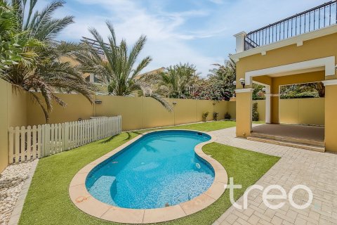 فيلا في Legacy, Jumeirah Park, دبي 4 غرف نوم, 386.2 م² رقم 120223 - صورة 2