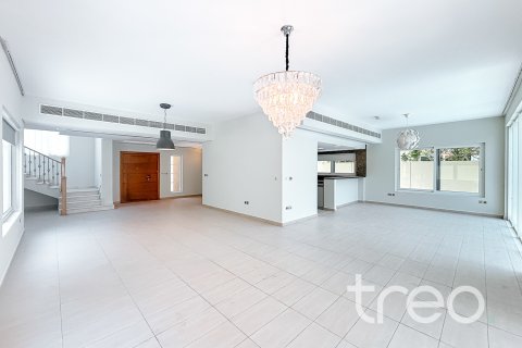 فيلا في Legacy, Jumeirah Park, دبي 4 غرف نوم, 386.2 م² رقم 120223 - صورة 7
