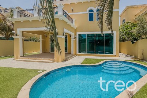 فيلا في Legacy, Jumeirah Park, دبي 4 غرف نوم, 386.2 م² رقم 120223