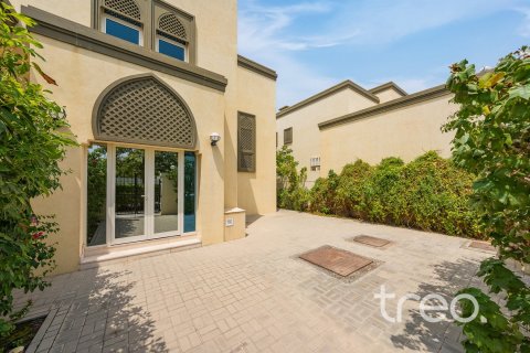 فيلا في Regional, Jumeirah Park, دبي 3 غرف نوم, 327.67 م² رقم 120225 - صورة 3