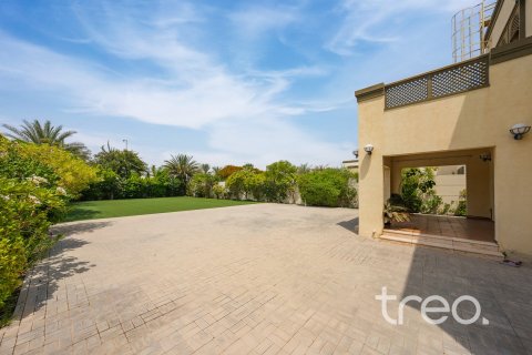 فيلا في Regional, Jumeirah Park, دبي 3 غرف نوم, 327.67 م² رقم 120225 - صورة 2