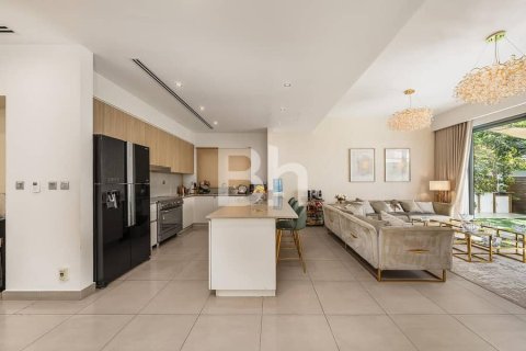 Купить виллу в Дубай Хилс Эстейт, Дубай: 3 спальни, 484м², № 57798 - фото 12