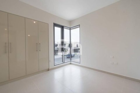 Villa in Dubai Hills Estate, Dubai 4 bedrooms, 229 sq.m. № 57799 - photo 4