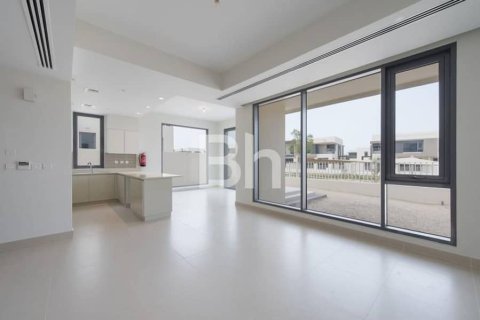 Villa in Dubai Hills Estate, Dubai 4 bedrooms, 229 sq.m. № 57799 - photo 1