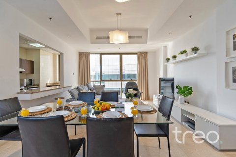 Apartamento en Al Barsha 1, Al Barsha, Dubai, 2 dormitorios, 118.64 m², № 124827 - foto 6