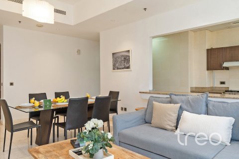 Apartamento en Al Barsha 1, Al Barsha, Dubai, 2 dormitorios, 118.64 m², № 124827 - foto 4