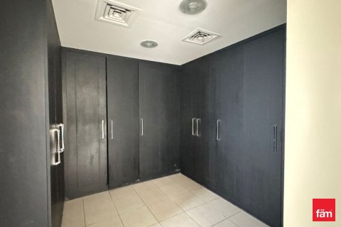Villa in Al Furjan, Dubai 4 bedrooms, 600 sq.m. № 48930 - photo 2
