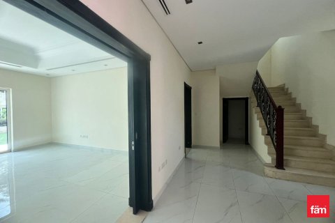 Villa in Al Furjan, Dubai 4 bedrooms, 600 sq.m. № 48930 - photo 20
