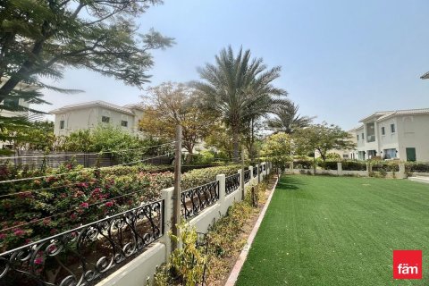 Villa in Al Furjan, Dubai 4 bedrooms, 600 sq.m. № 48930 - photo 24