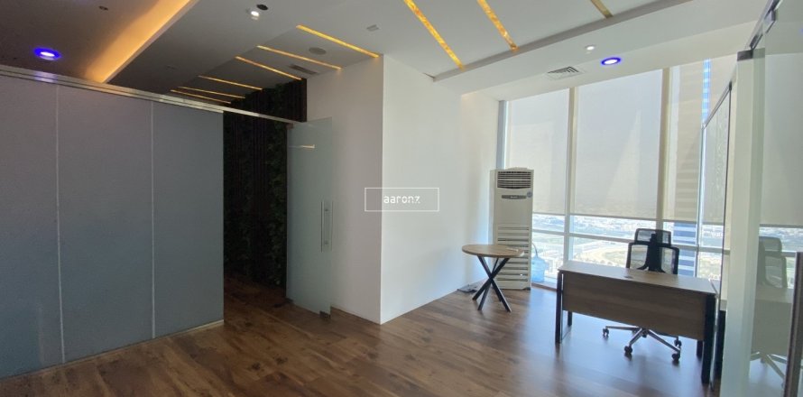 Office in Business Bay, Dubai 90.5 sq.m. № 56217