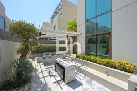 Villa à Meydan, Dubai, 6 chambres, 512 m², № 56219 - photo 3