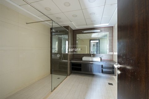 Apartment in Dubai Marina, Dubai 4 bedrooms, 524.4 sq.m. № 56216 - photo 5