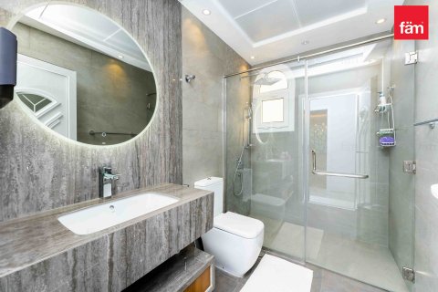 Villa à Dubai, 5 chambres, 1084.4 m², № 41742 - photo 19