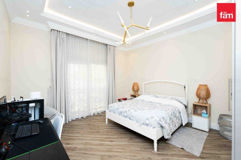 Villa à Dubai, 5 chambres, 1084.4 m², № 41742 - photo 26