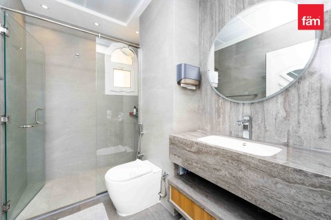 Villa à Dubai, 5 chambres, 1084.4 m², № 41742 - photo 23